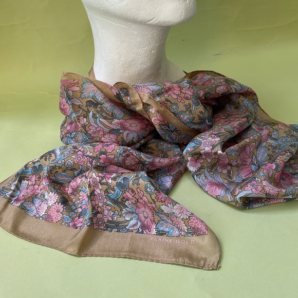 Vintage Elaine Gold silk scarf - Picture 8 of 9